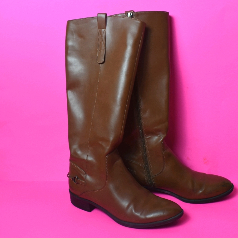 Calf Length Brown Boots With Small Heel
